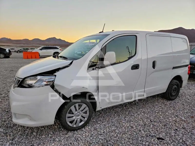 2021 Nissan NV 200 photo
