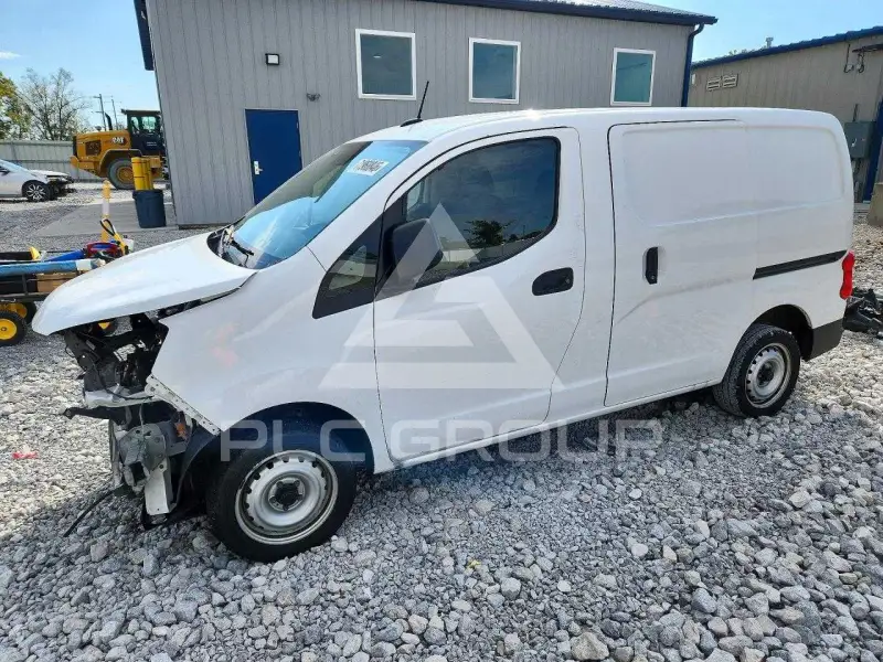 2021 Nissan NV photo