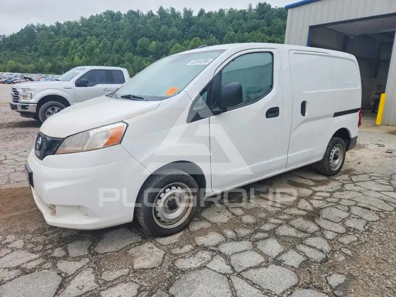 2021 Nissan NV photo