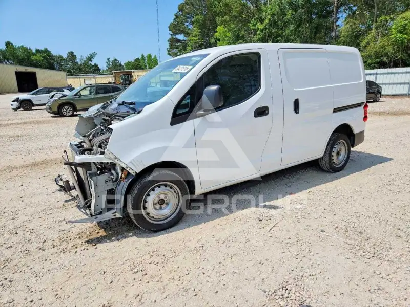 2021 Nissan NV 200 фото