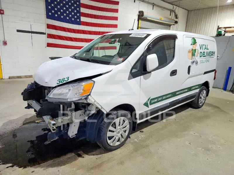 2021 Nissan NV 200 фото