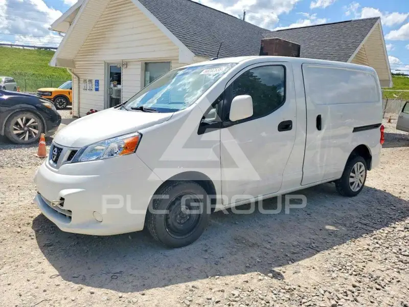 2021 Nissan NV 200 photo