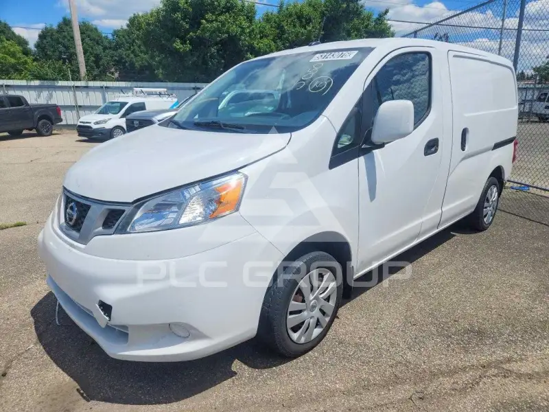 2021 Nissan NV photo