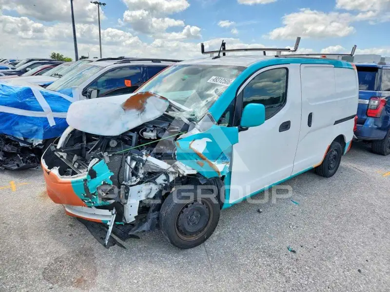 2021 Nissan NV photo