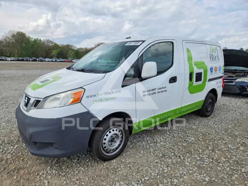 2021 Nissan NV photo