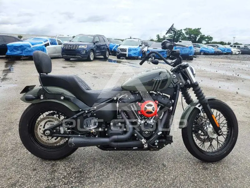2021 Harley-Davidson  фото