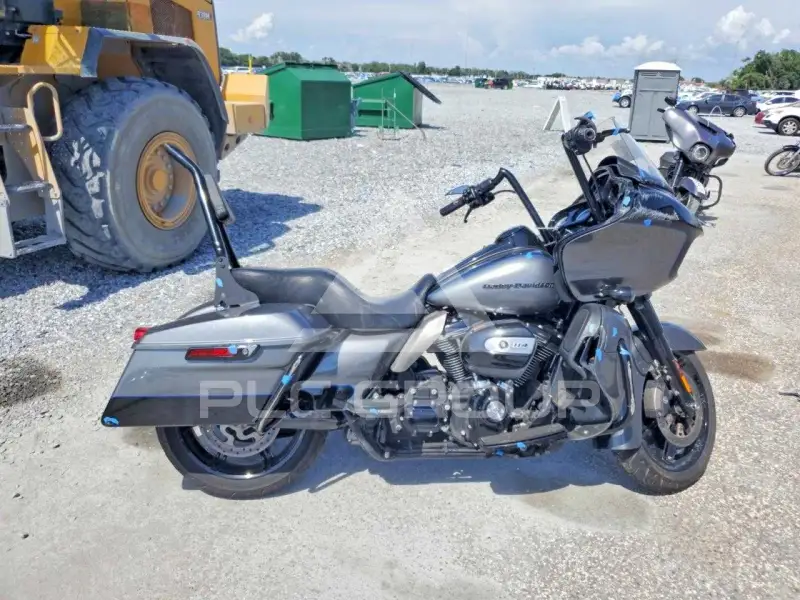 2021 Harley-Davidson  фото