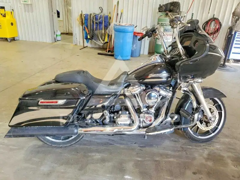 2021 Harley-Davidson FL photo