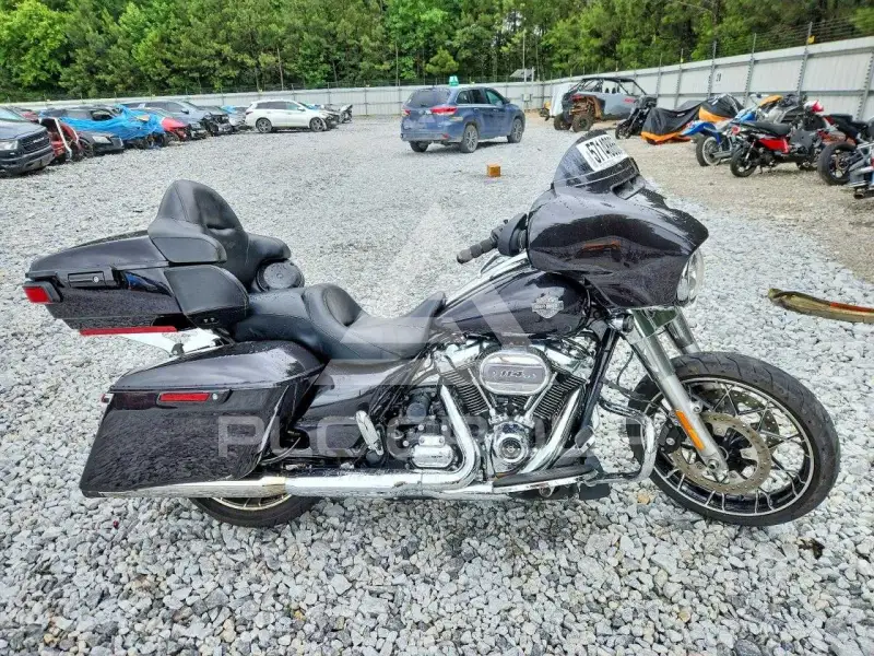 2021 Harley-Davidson FLHX фото