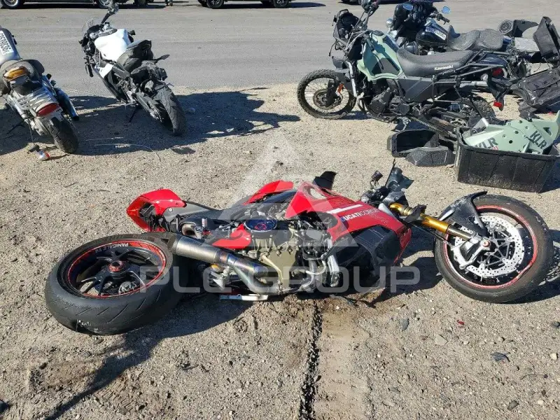 2021 Ducati PANIGALE photo