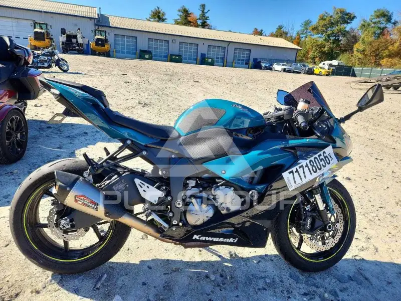 2021 Kawasaki ZX636 фото