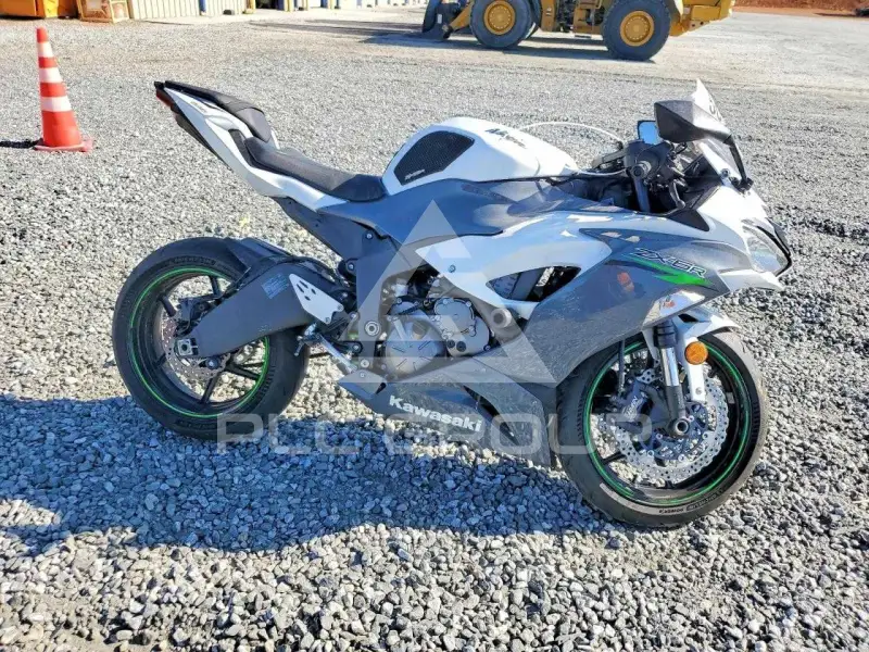 2021 Kawasaki Ninja600 фото
