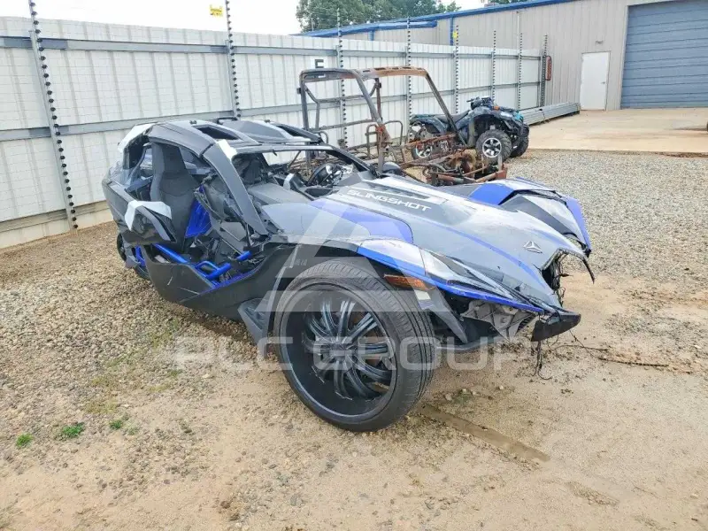 2021 Polaris Slingshot фото