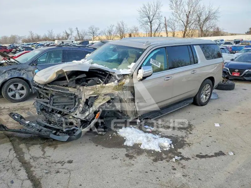 2021 Chevrolet Suburan photo