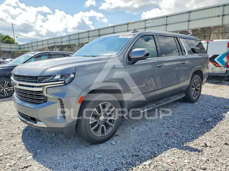 2021 Chevrolet Suburan photo