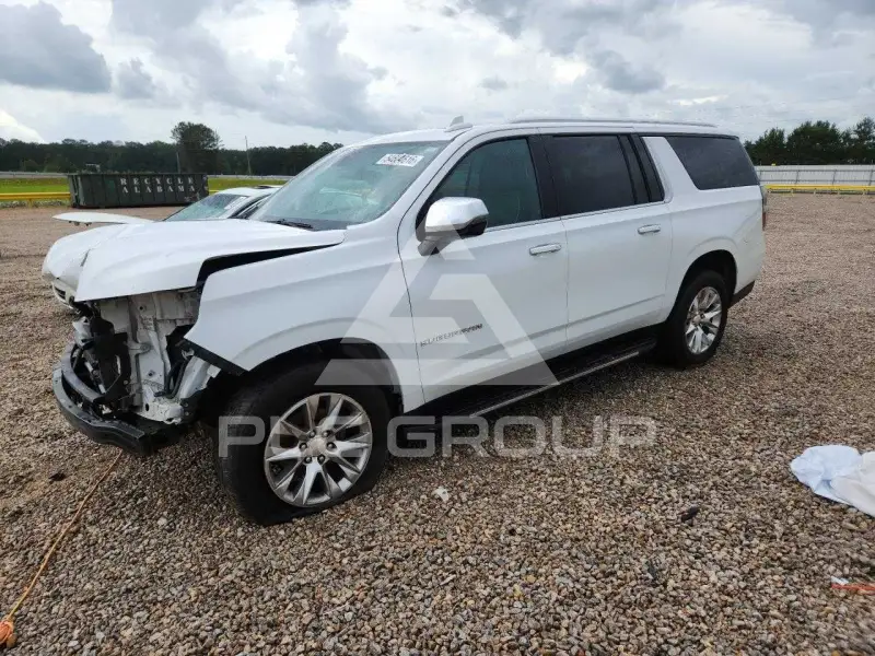 2021 Chevrolet Suburan photo