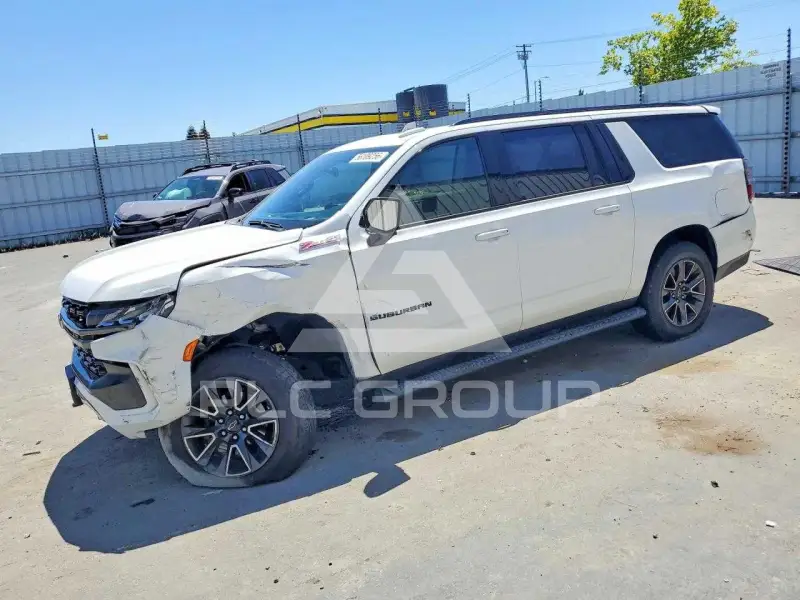 2021 Chevrolet Suburan photo
