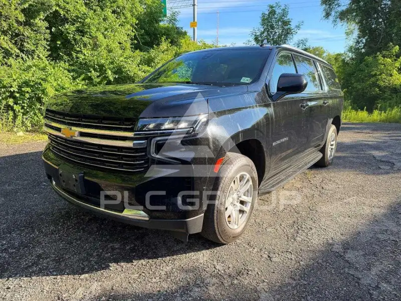 2021 Chevrolet Suburan photo