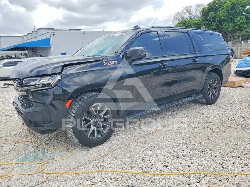 2021 Chevrolet Suburan photo