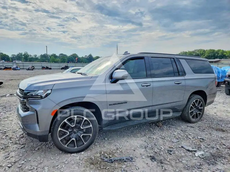 2021 Chevrolet Suburan photo