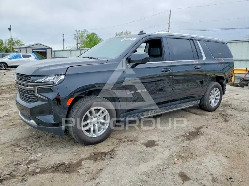 2021 Chevrolet Suburan photo