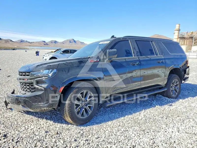 2021 Chevrolet Suburan photo