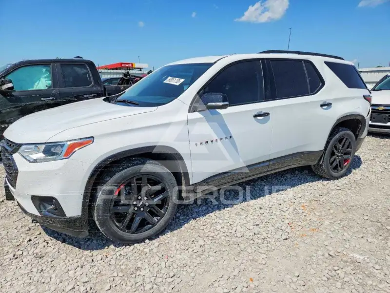 2021 Chevrolet TRAVERSE photo