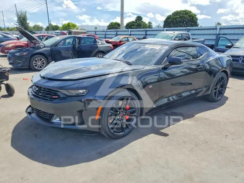 2021 Chevrolet Camaro photo