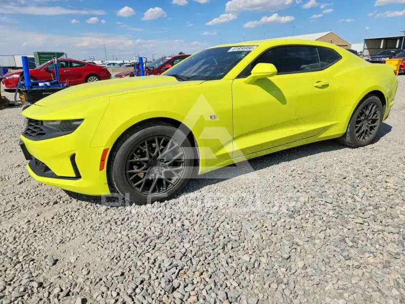 2021 Chevrolet Camaro photo