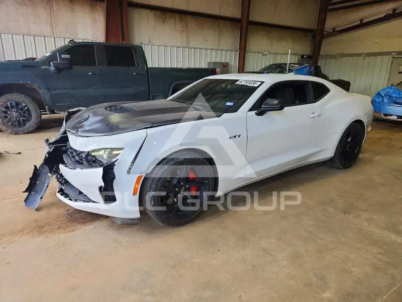2021 Chevrolet Camaro photo