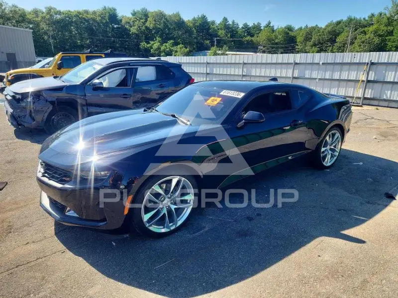 2021 Chevrolet Camaro photo