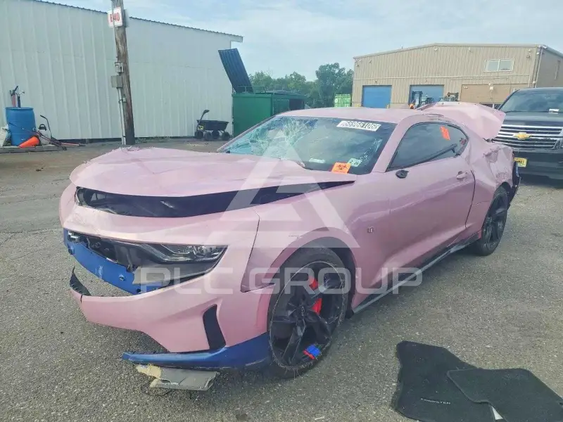 2021 Chevrolet Camaro photo