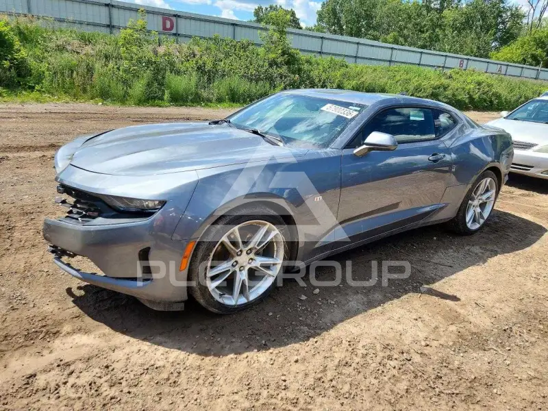 2021 Chevrolet Camaro photo