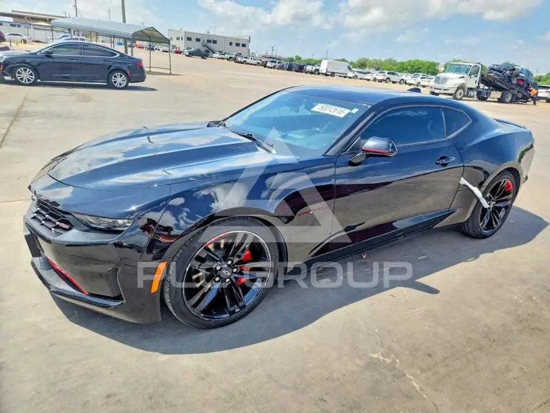 2021 Chevrolet Camaro photo