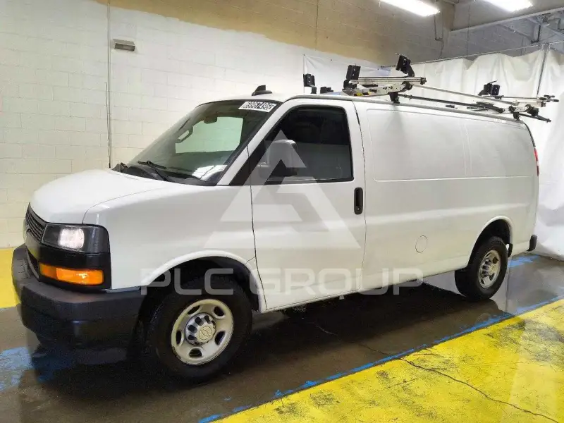 2021 Chevrolet Express photo