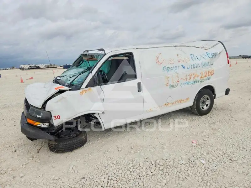2021 Chevrolet Express фото