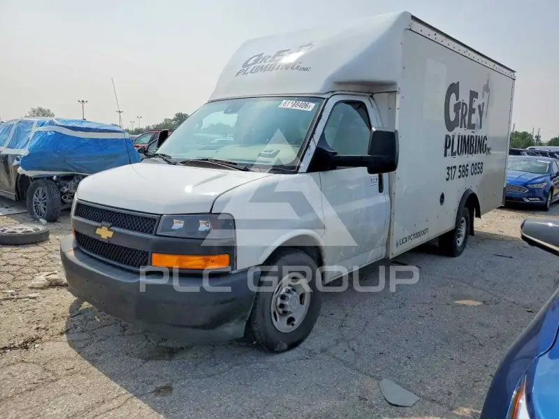 2021 Chevrolet Express фото