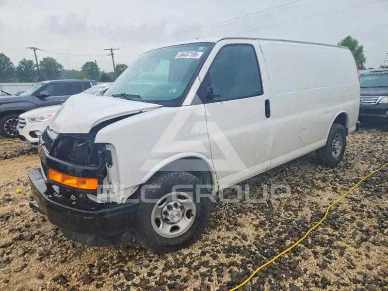 2021 Chevrolet Express фото