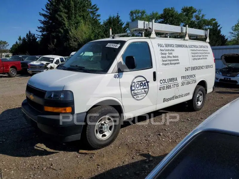 2021 Chevrolet Express фото