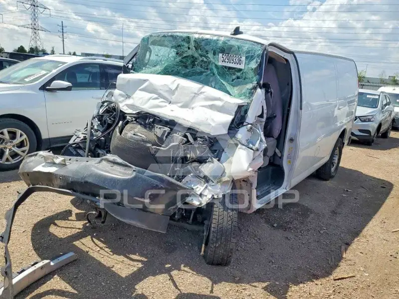 2021 Chevrolet Express фото