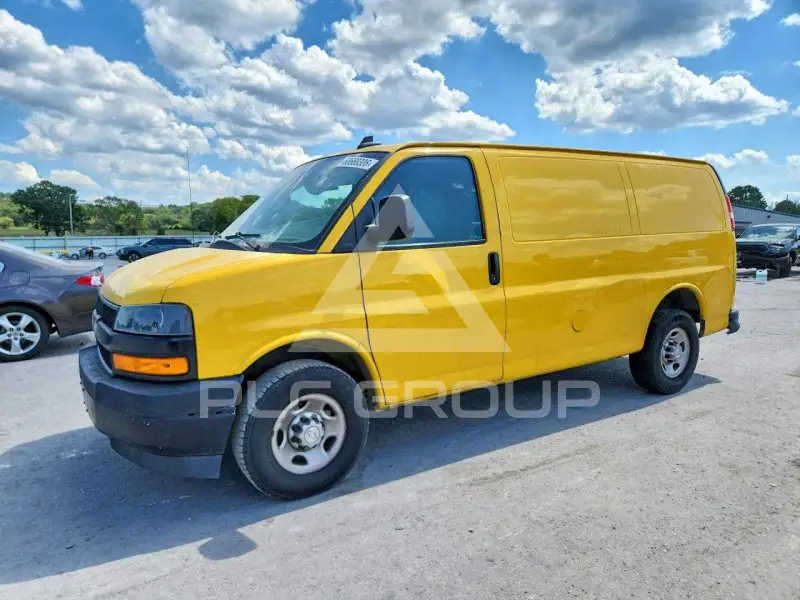2021 Chevrolet Express фото