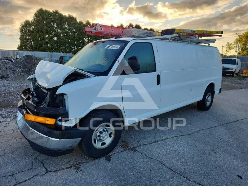 2021 Chevrolet Express фото