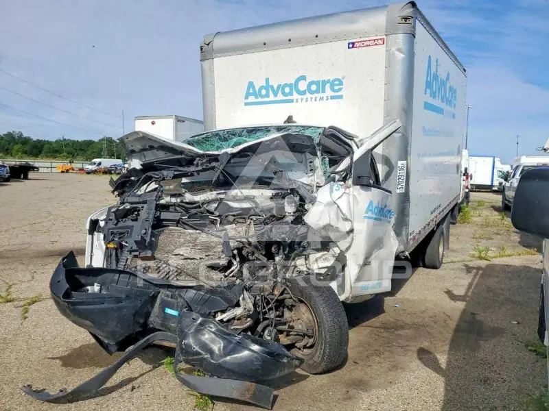 2021 Chevrolet Express photo
