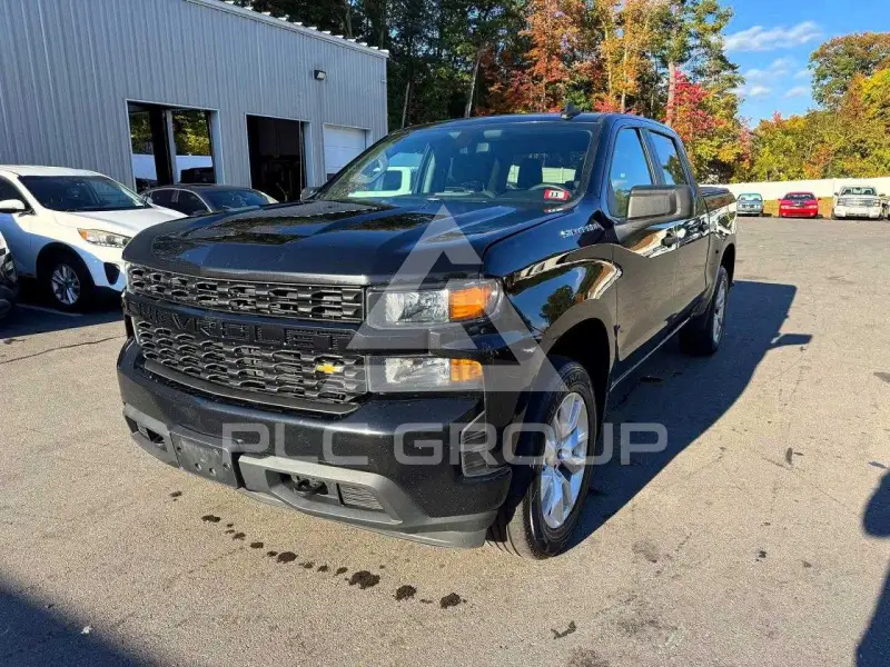 2021 Chevrolet Silverado photo