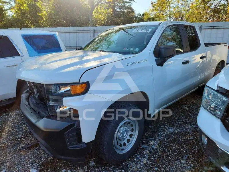 2021 Chevrolet Silverado photo