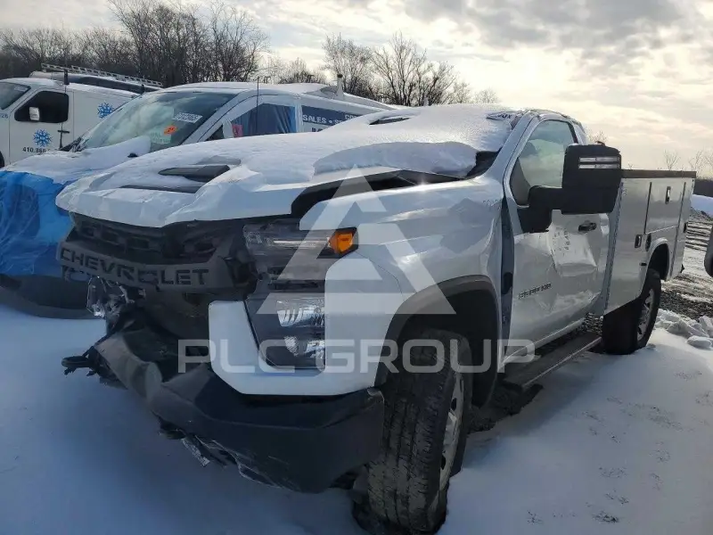 2021 Chevrolet Silverado photo
