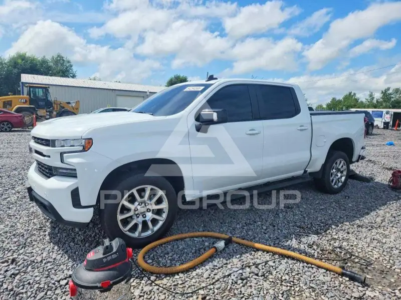 2021 Chevrolet Silverado фото