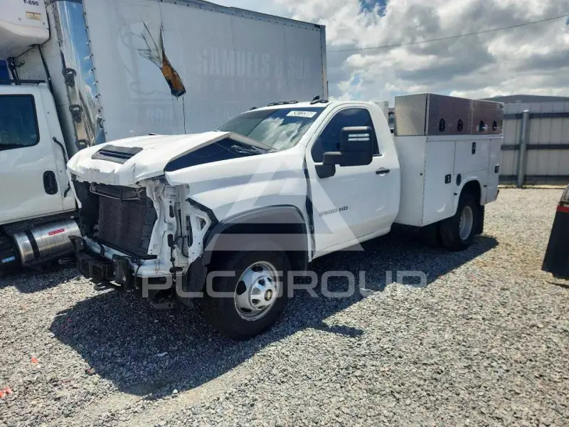 2021 Chevrolet Silverado фото