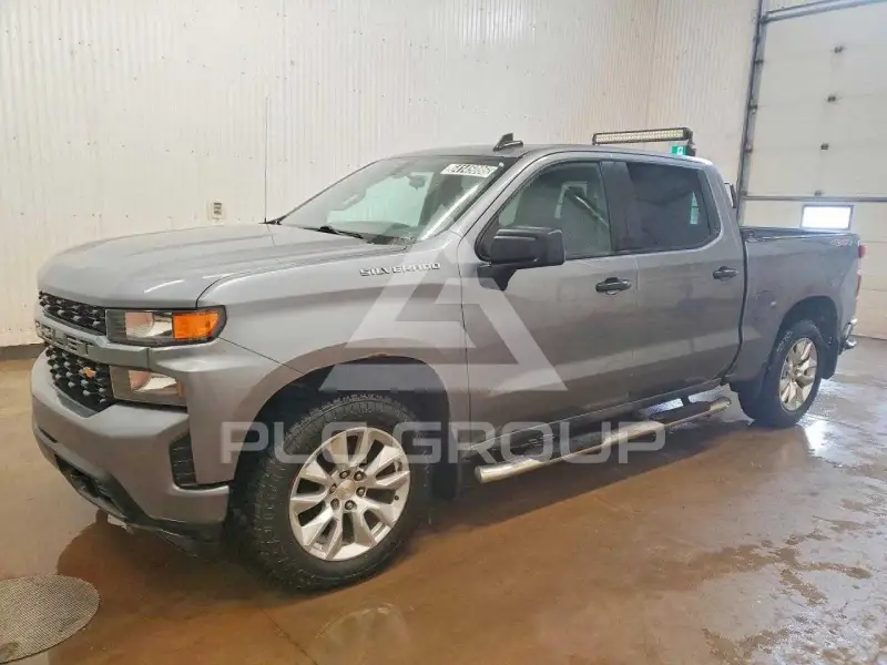 2021 Chevrolet Silverado photo