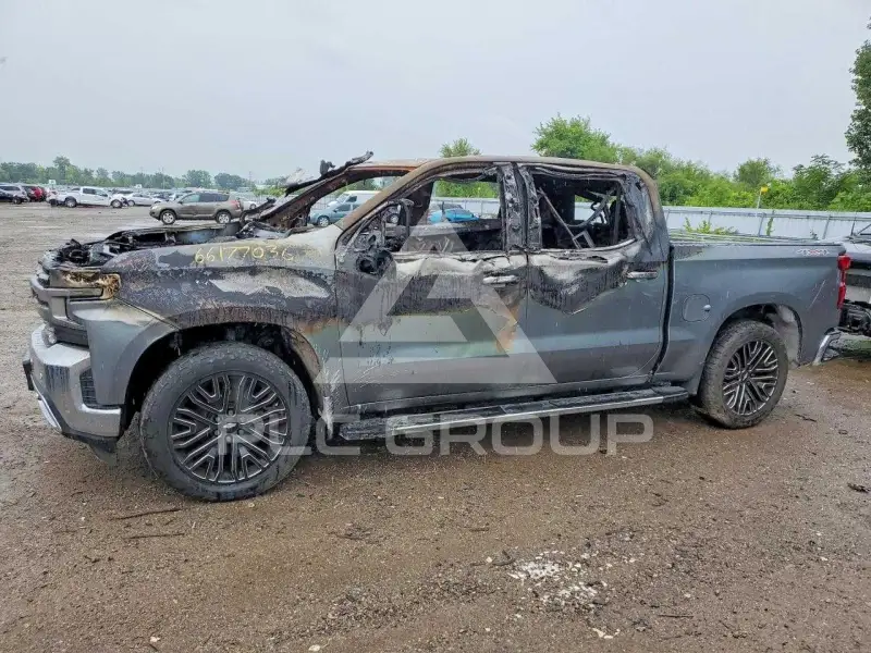2021 Chevrolet Silverado photo